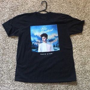 Hot Topic Troye Sivan Blue Neighborhood T-Shirt